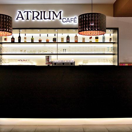Hotel Atrium Pardubice Eksteriør bilde